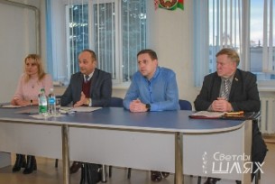 Диалоговая площадка с участием Геннадия Хоружика прошла в Сморгонском ПМС
