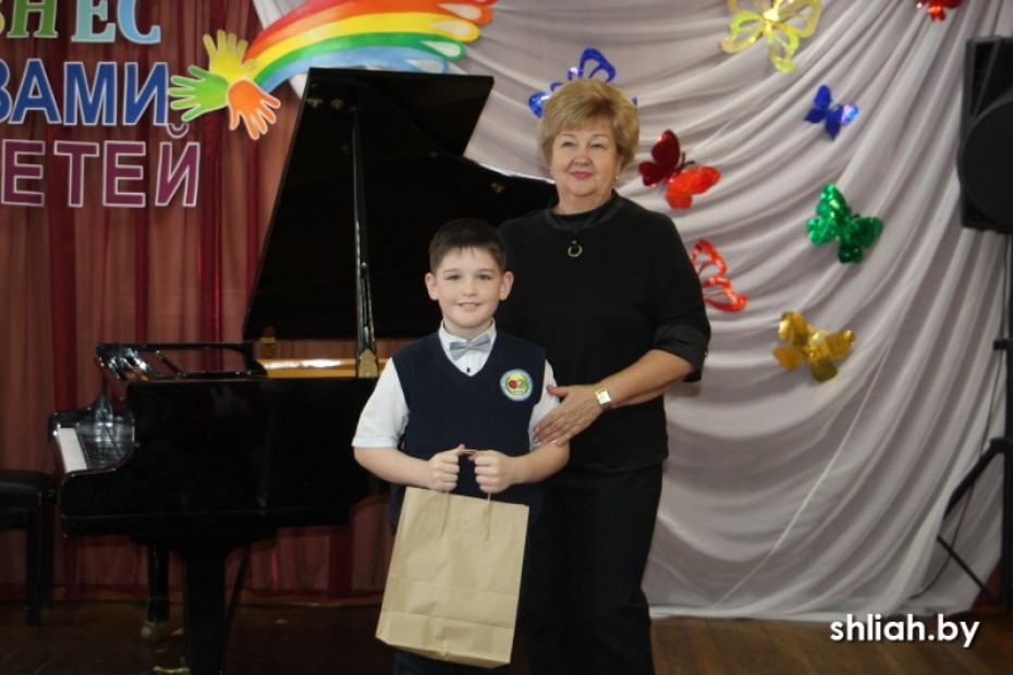 В Сморгони наградили победителей конкурса «Бизнес глазами детей»