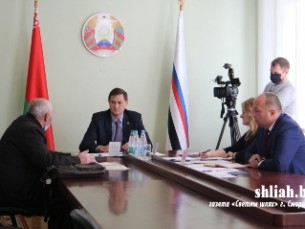 Максим Рыженков посетил Сморгонь и ответил на вопросы граждан