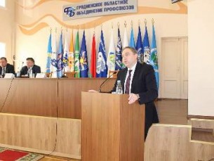 Председатель облисполкома Владимир Караник встретился с профактивом Гродненщины
