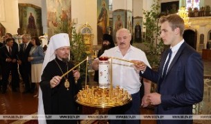 Александр Лукашенко посещает Свято-Успенский Жировичский мужской монастырь