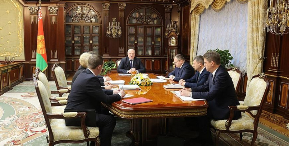 Александру Лукашенко предложили новации в работе ФСЗН и пенсионном обеспечении. Какие вопросы волнуют главу государства